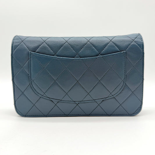 Chanel Wallet on Chain – vue de dos