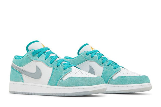 Air Jordan 1 Low SE New Emerald Grey