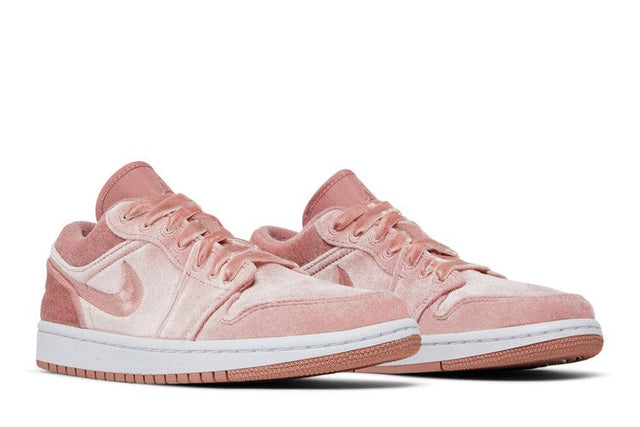 Air Jordan 1 Low SE Pink Velvet