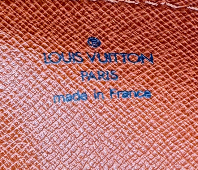 Louis Vuitton – Papillon 30 Monogram