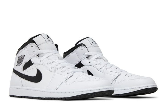Air Jordan 1 Mid White Black