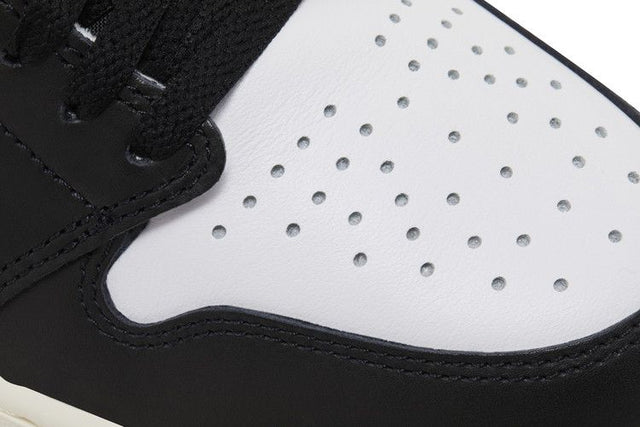 Air Jordan Air Jordan 1 Retro High OG Black Toe Reimagined - DZ5485-106 / FD1437-106