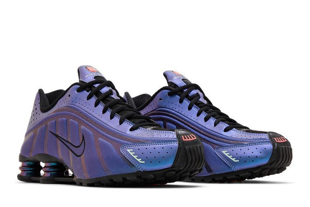 Nike Shox R4 Iridescent - HQ3446-001