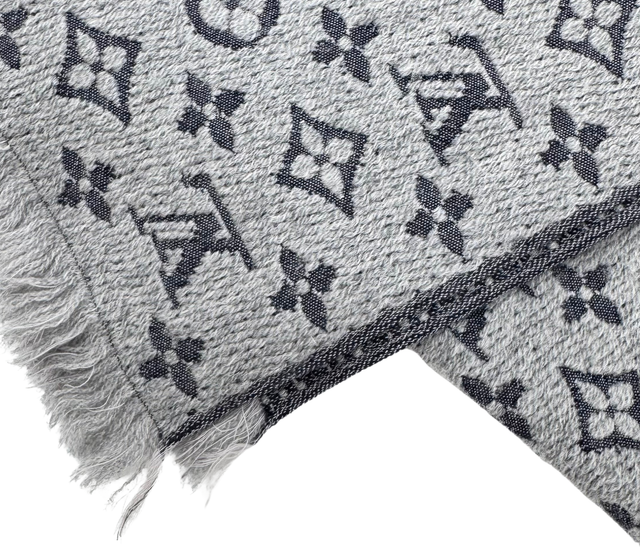 Louis Vuitton – Écharpe Monogram en Laine Gris Anthracite