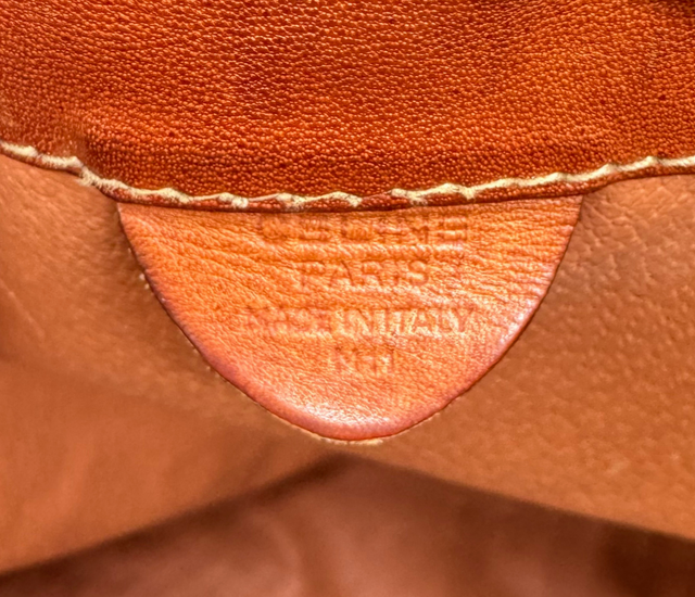 Céline – Seau Macadam Triomphe