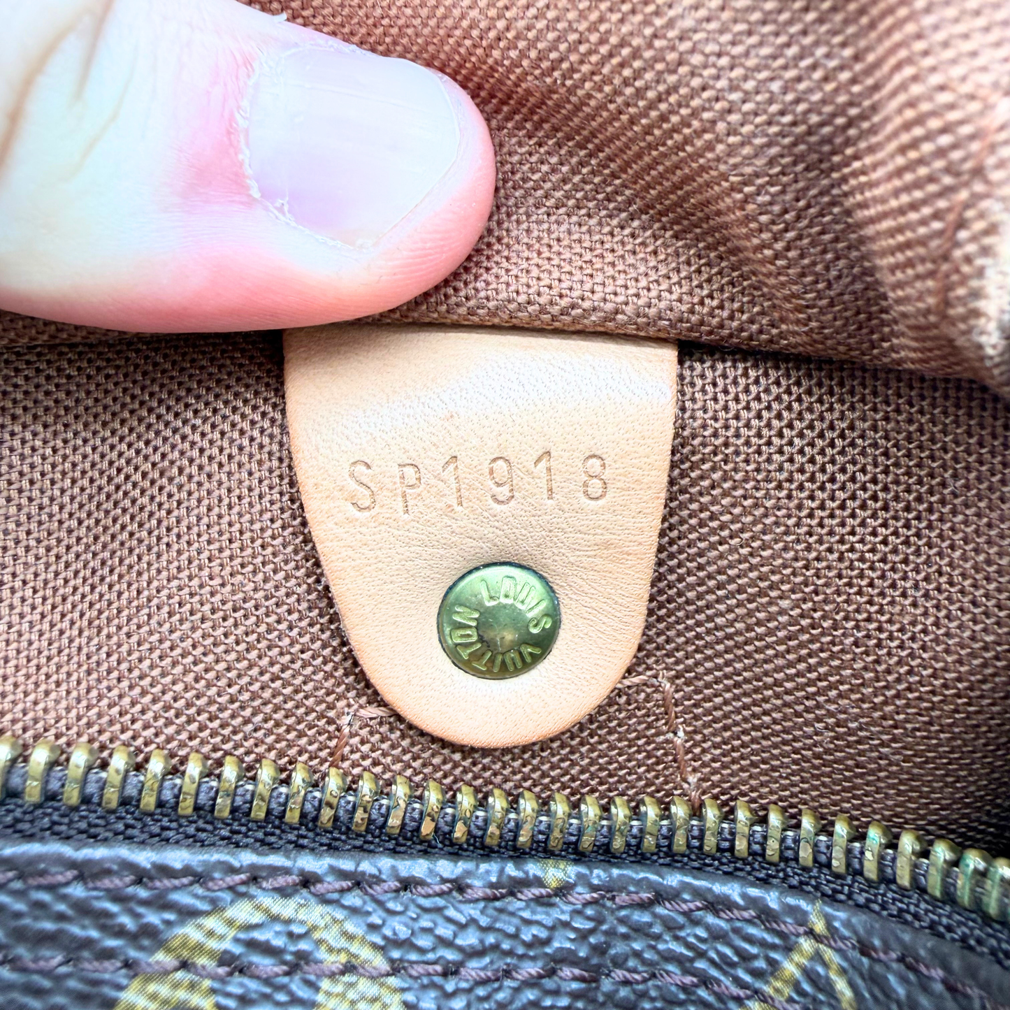 Louis Vuitton – Speedy 25 Monogram