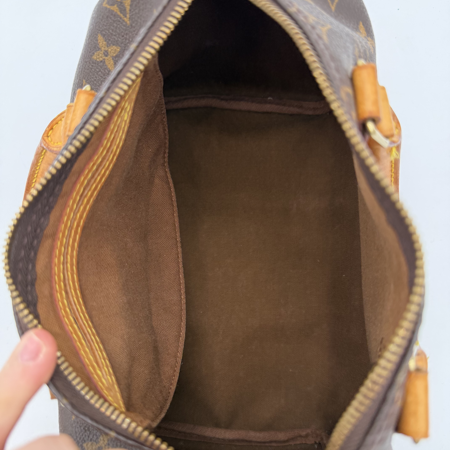Louis Vuitton Speedy 25 Monogram
