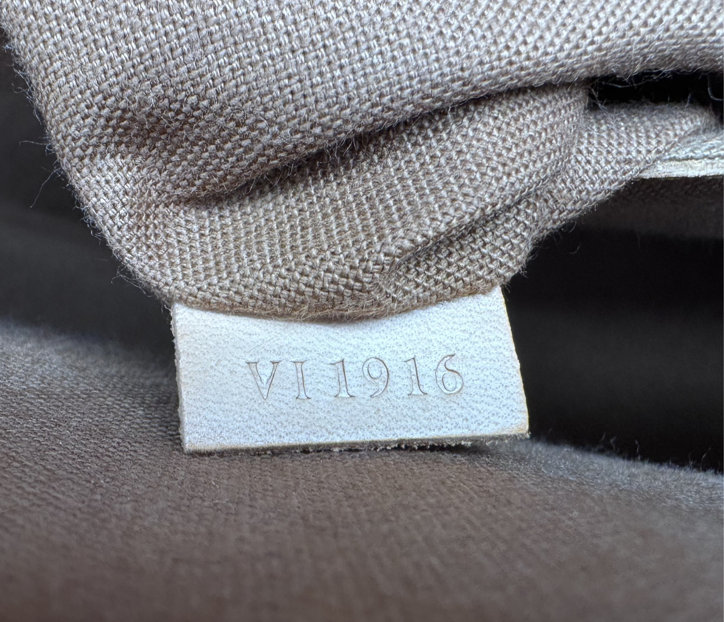 Louis Vuitton – Alma Monogram