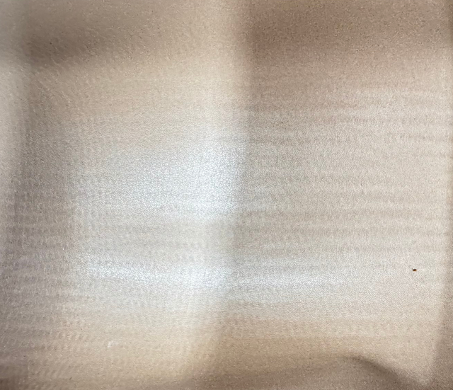 Louis Vuitton – Papillon Vernis Beige