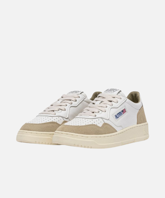 Autry Medalist Low White Leather & Sponge Suede