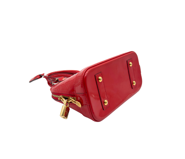 Louis Vuitton – Alma BB Vernis Rouge