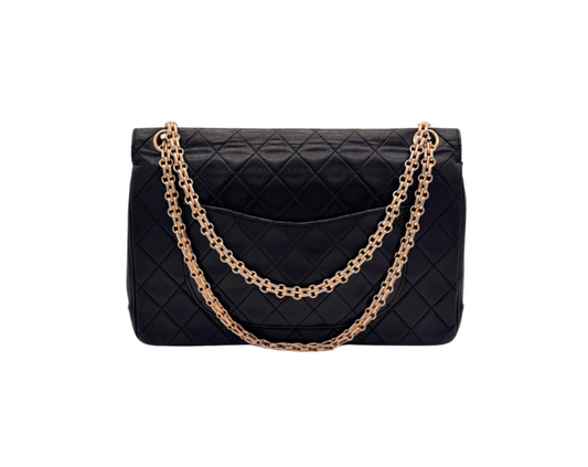 Chanel – Timeless Classique Tasche aus schwarzem Lammleder