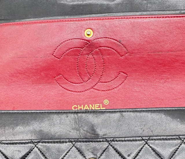 Chanel – Timeless Double Flap