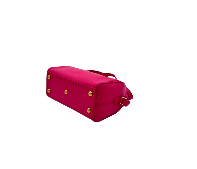 Saint Laurent – Sac Duffle en Cuir Rose
