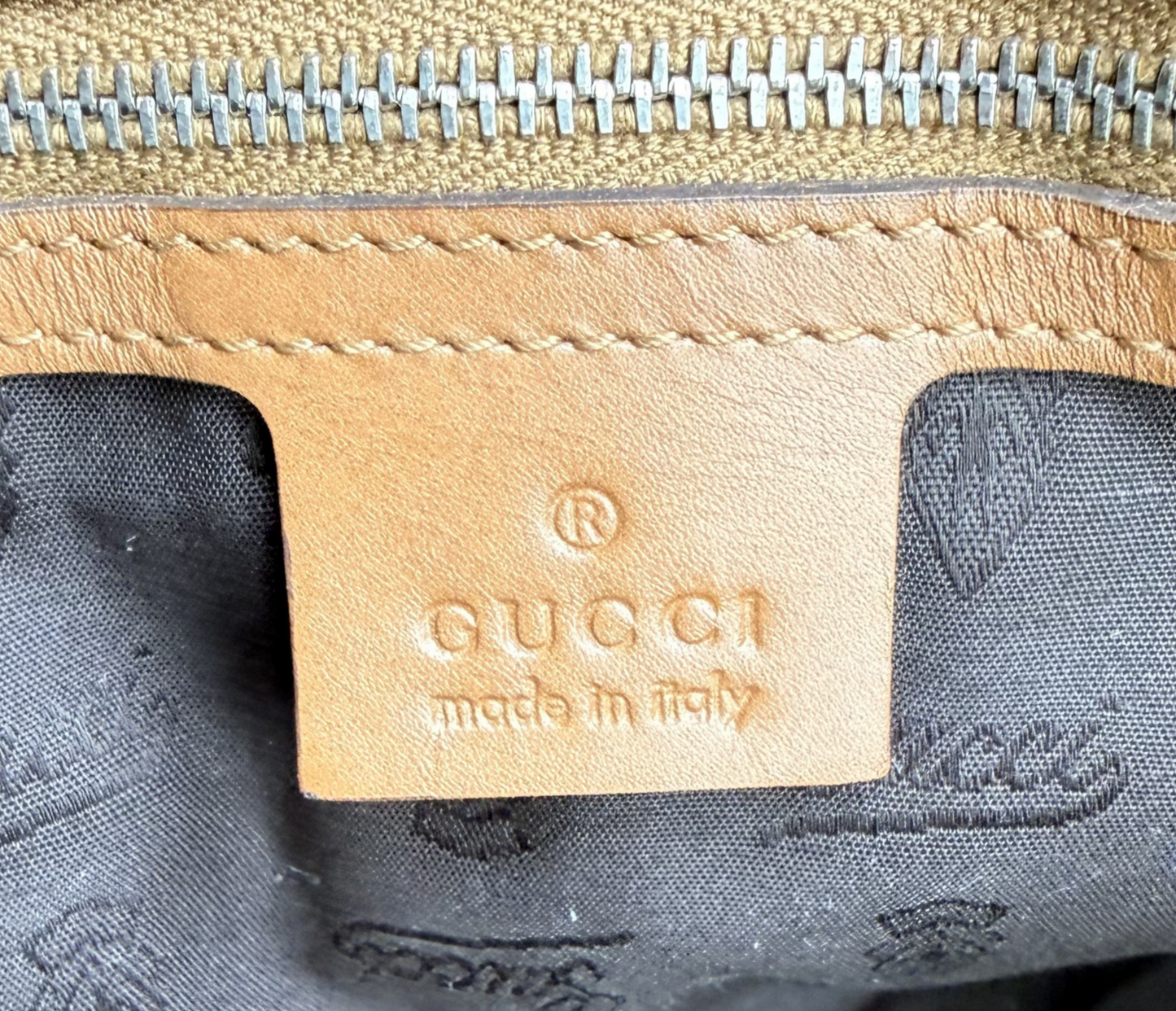Gucci – Sac Jackie GG Canvas
