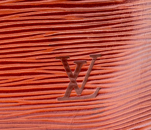 Louis Vuitton – Petit Noé Épi