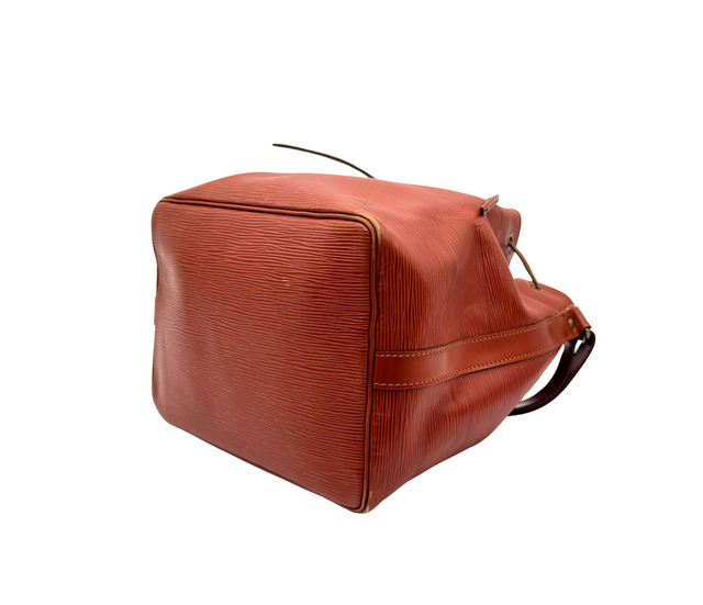 Louis Vuitton – Petit Noé Épi