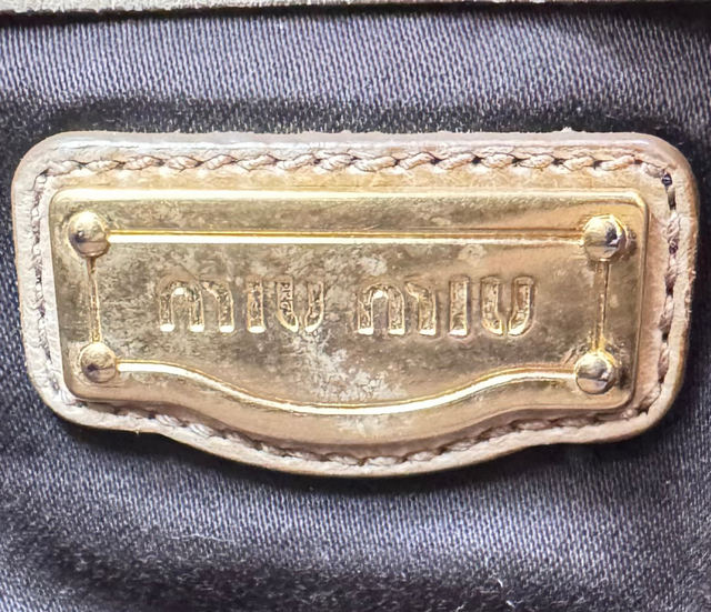 Miu Miu – Sac en cuir beige avec bandoulière