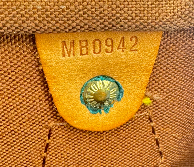 Louis Vuitton – Speedy 40 Monogram