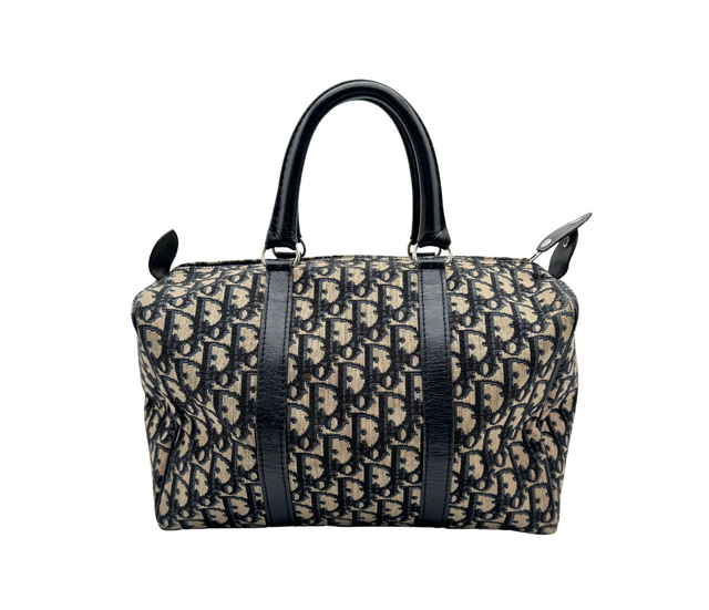 Dior – Boston Trotter