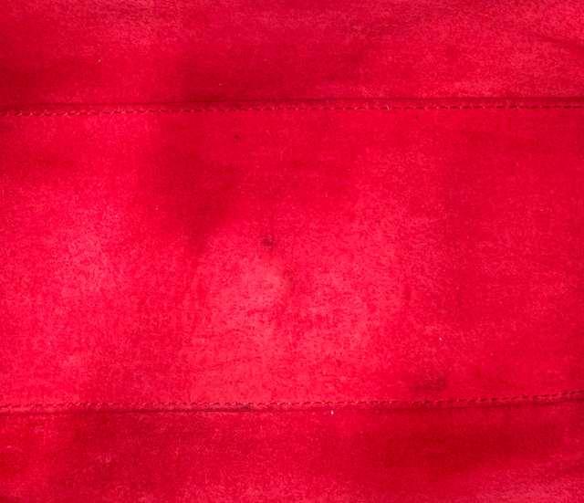 Saint Laurent – Sac Baby Duffle en Cuir Rouge