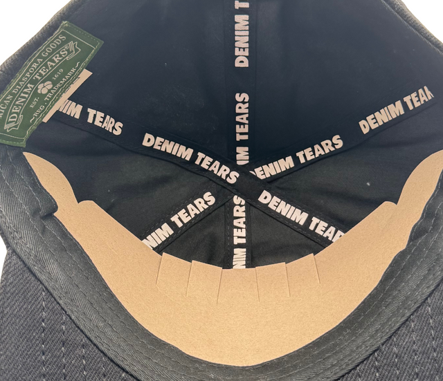 Casquette Denim Brodée – Fleurs Blanches