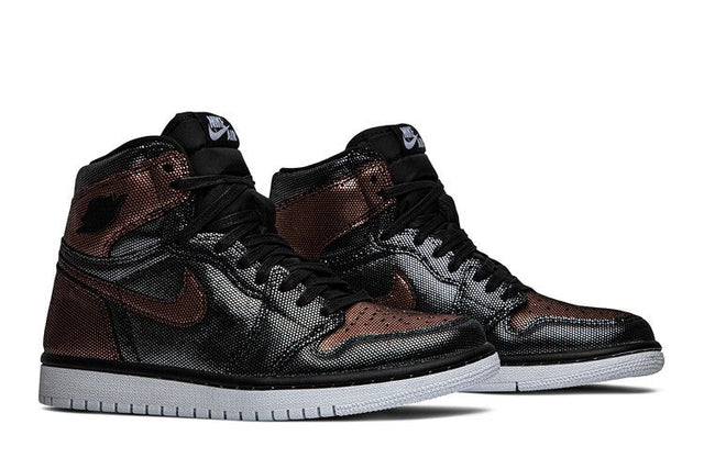 Air Jordan 1 Retro High Fearless Metallic Rose Gold