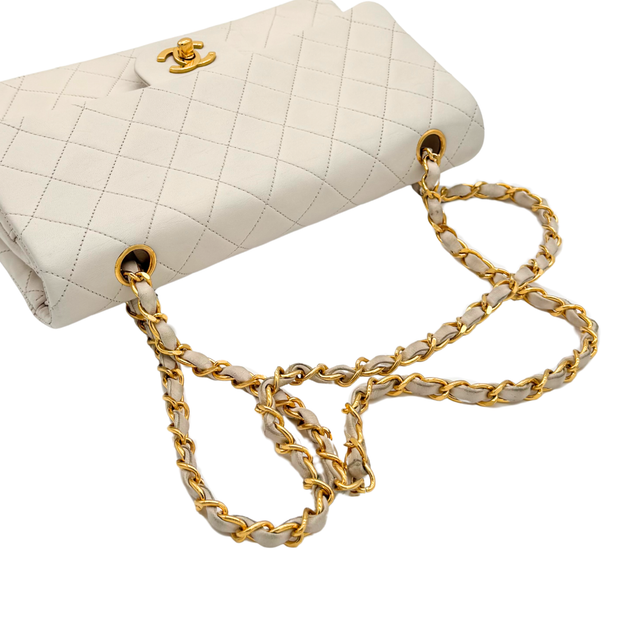 Chanel – Timeless Classique 25 cm Cuir Blanc