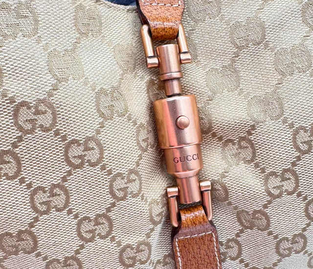 Gucci – Jackie Medium Shoulder Bag