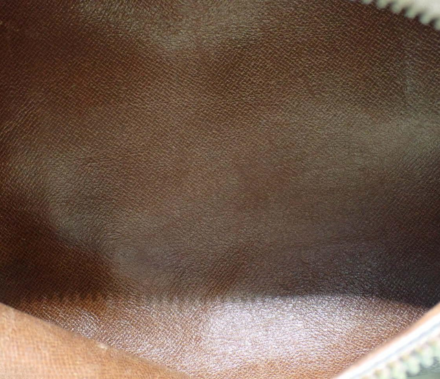 Louis Vuitton – Papillon 26 Monogram