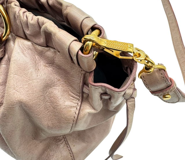 Miu Miu – Sac à Main en Cuir Rose avec Bandoulière