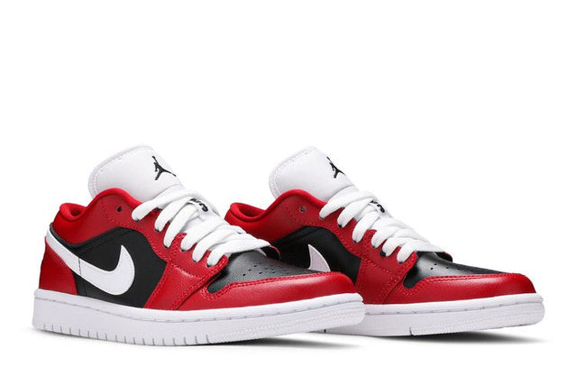 Air Jordan 1 Low Chicago Flip