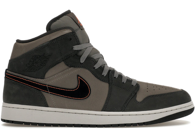 Air Jordan 1 Mid SE Night Stadium