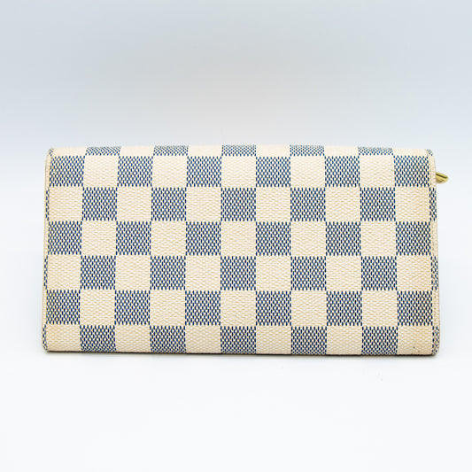 Louis Vuitton – Portefeuille Sarah Damier Azur