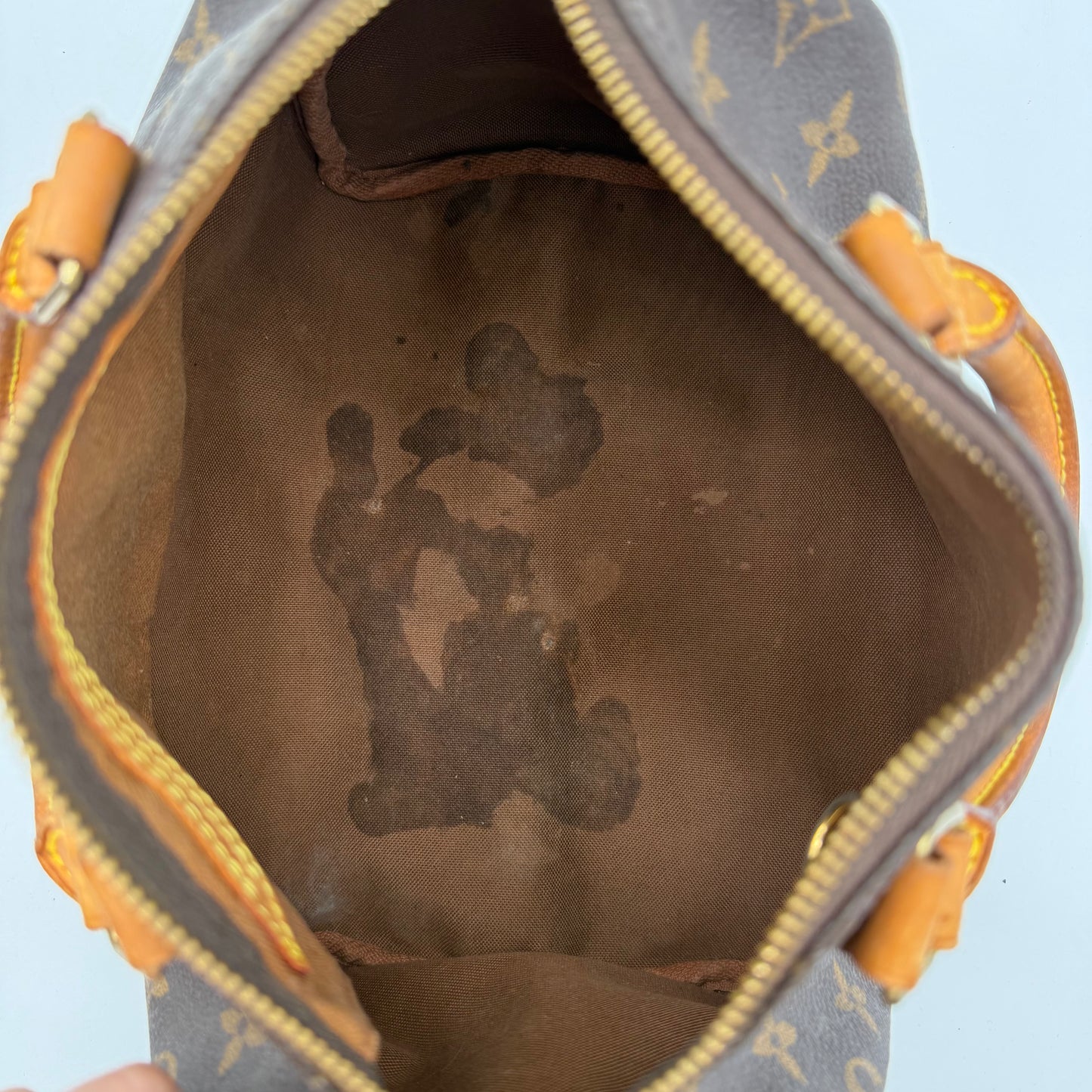 Louis Vuitton – Speedy Monogram