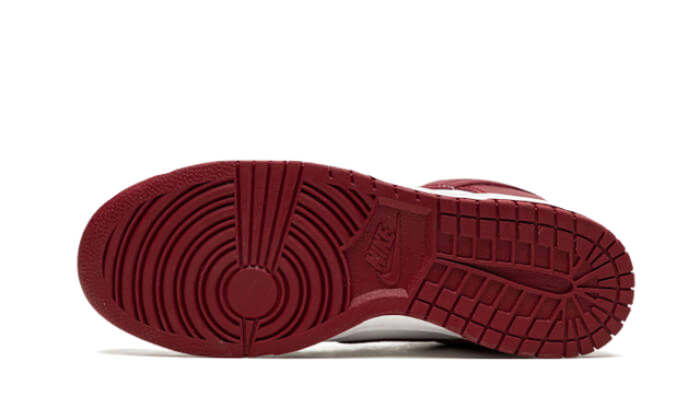 Nike Dunk Low Team Red