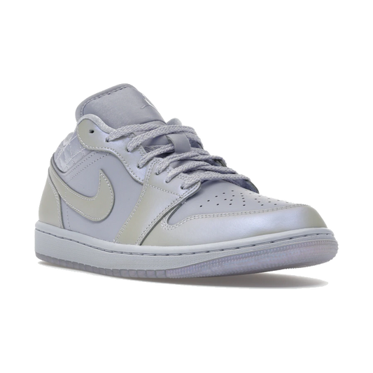 Air Jordan 1 Low SE Ghost Pearlized Quilt