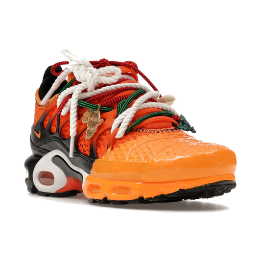 Nike Air Max Plus Homecoming Safety Orange