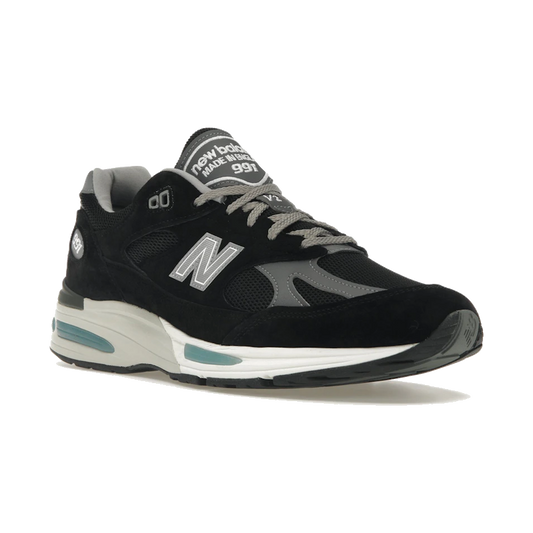 New Balance 991v2 MiUK Black Grey