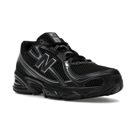 New Balance 740 Black Silver Metallic