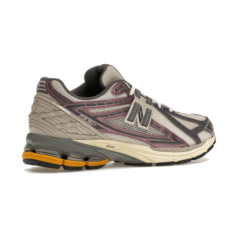 New Balance 1906R Licorice
