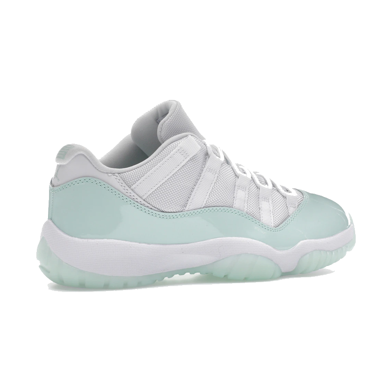 Air Jordan 11 Retro Low Igloo