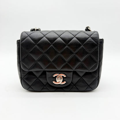 Chanel Mini Timeless carre 17 cuir agneau noir - vue avant