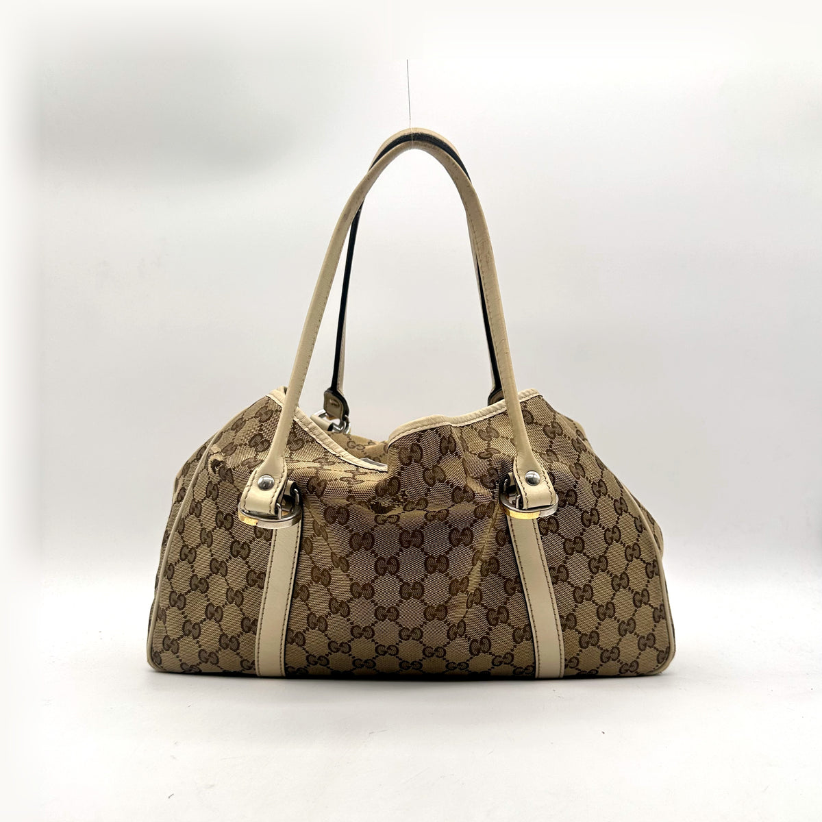 Gucci Cabas Toile GG Beige - vue de face, anses en cuir crème