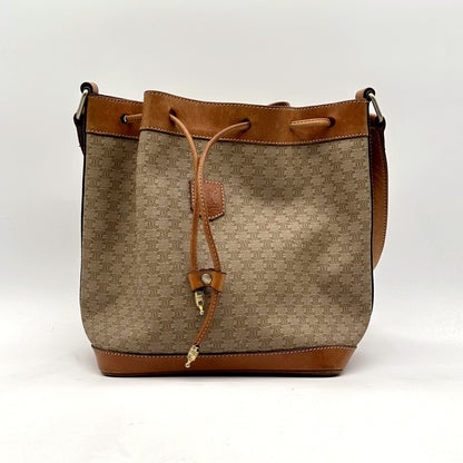 Céline Seau Toile Macadam Beige - vue de face, cordon coulissant fermé
