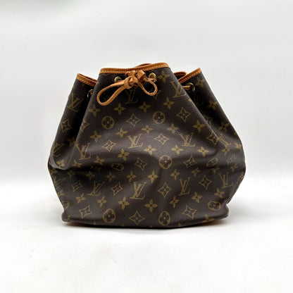 Louis Vuitton Petit Noé Toile Monogram - vue de face, cordon coulissant fermé