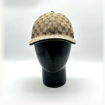 Gucci Casquette Toile GG Beige - vue de face sur présentoir