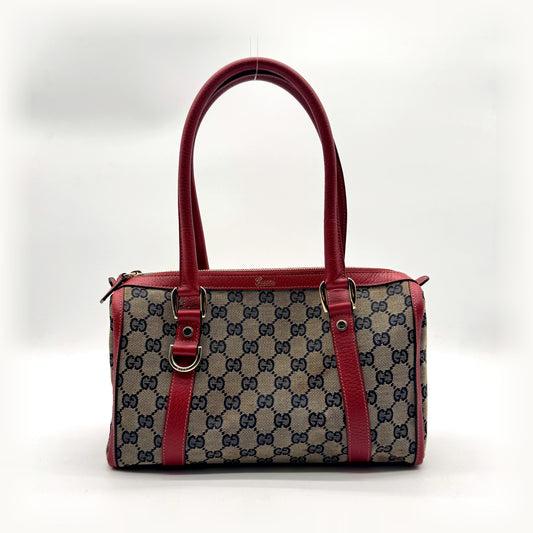 Gucci Boston Abbey Toile GG et Cuir Rouge - vue de face, anses et bandes de cuir