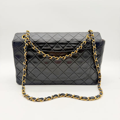 Chanel Single Flap - dos et chaîne entrelacée déployée
