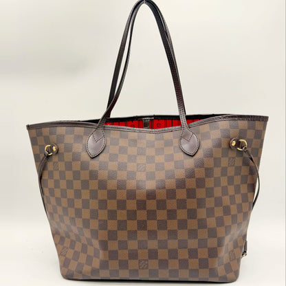 Louis Vuitton Neverfull MM toile Damier Ebene - vue de face, sac ouvert sur la doublure rouge